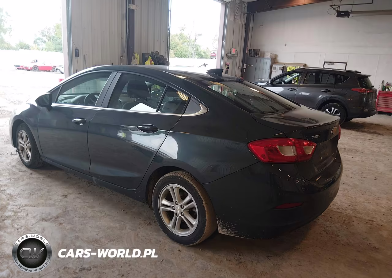 2017 Chevrolet Cruze Lt Auto VIN:1G1BE5SM1H7134065 - 3