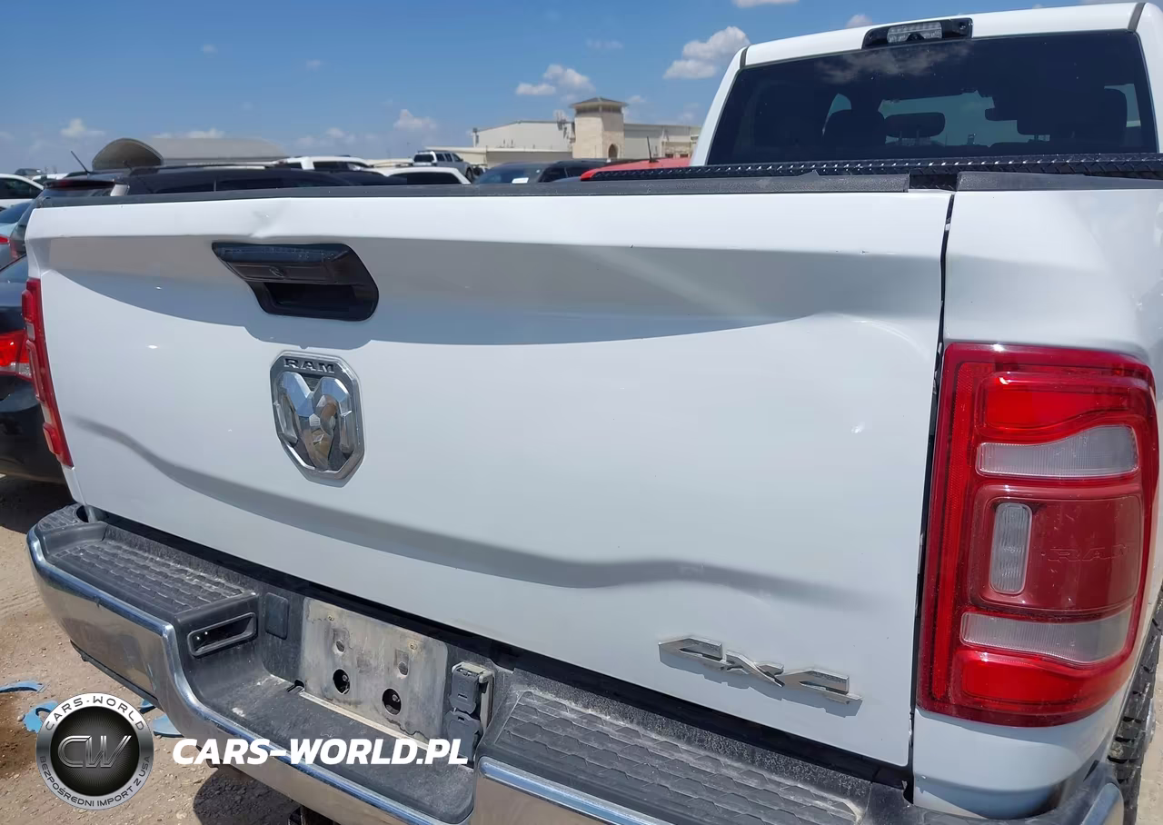 2024 Ram 2500 Tradesman 4X4 8' Box VIN:3C6UR5HJ2RG139631 - 18