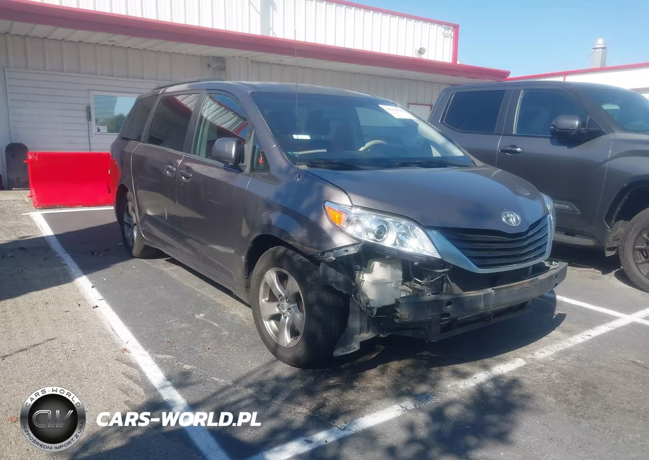 2011 Toyota Sienna Le V6