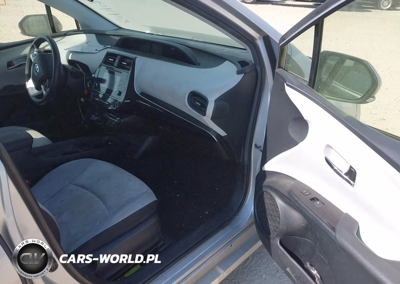 2017 Toyota Prius Two VIN:JTDKBRFU3H3544911 - 5