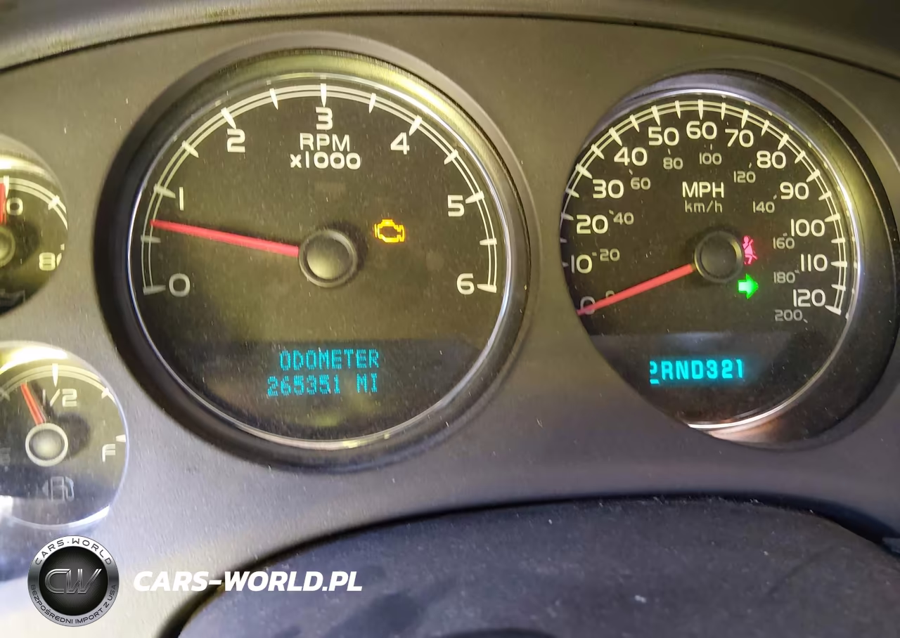 2007 Chevrolet Tahoe Ls VIN:1GNFC13C57R299589 - 7