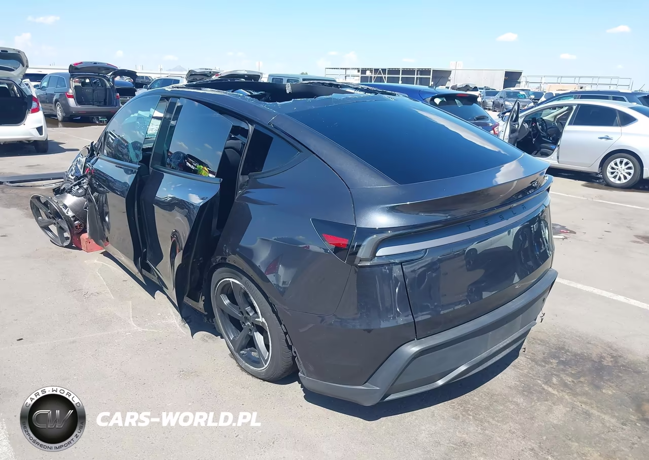 2026 Tesla Model Y All-Wheel Drive-Long Range Launch Series-Premium All-Wheel Drive VIN:7SAYGDEE6TF653855 - 3