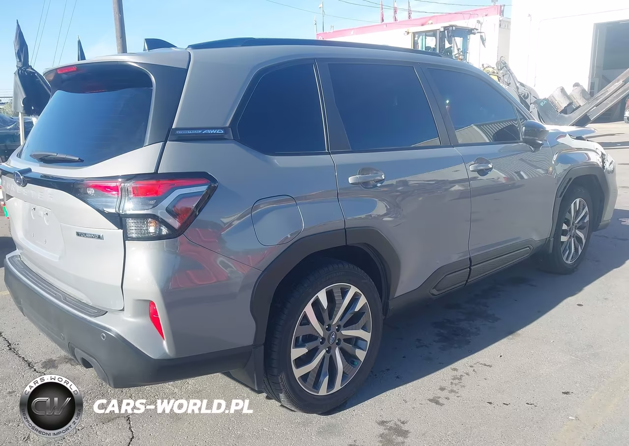 2025 Subaru Forester Touring VIN:JF2SLDTCXSH444733 - 4