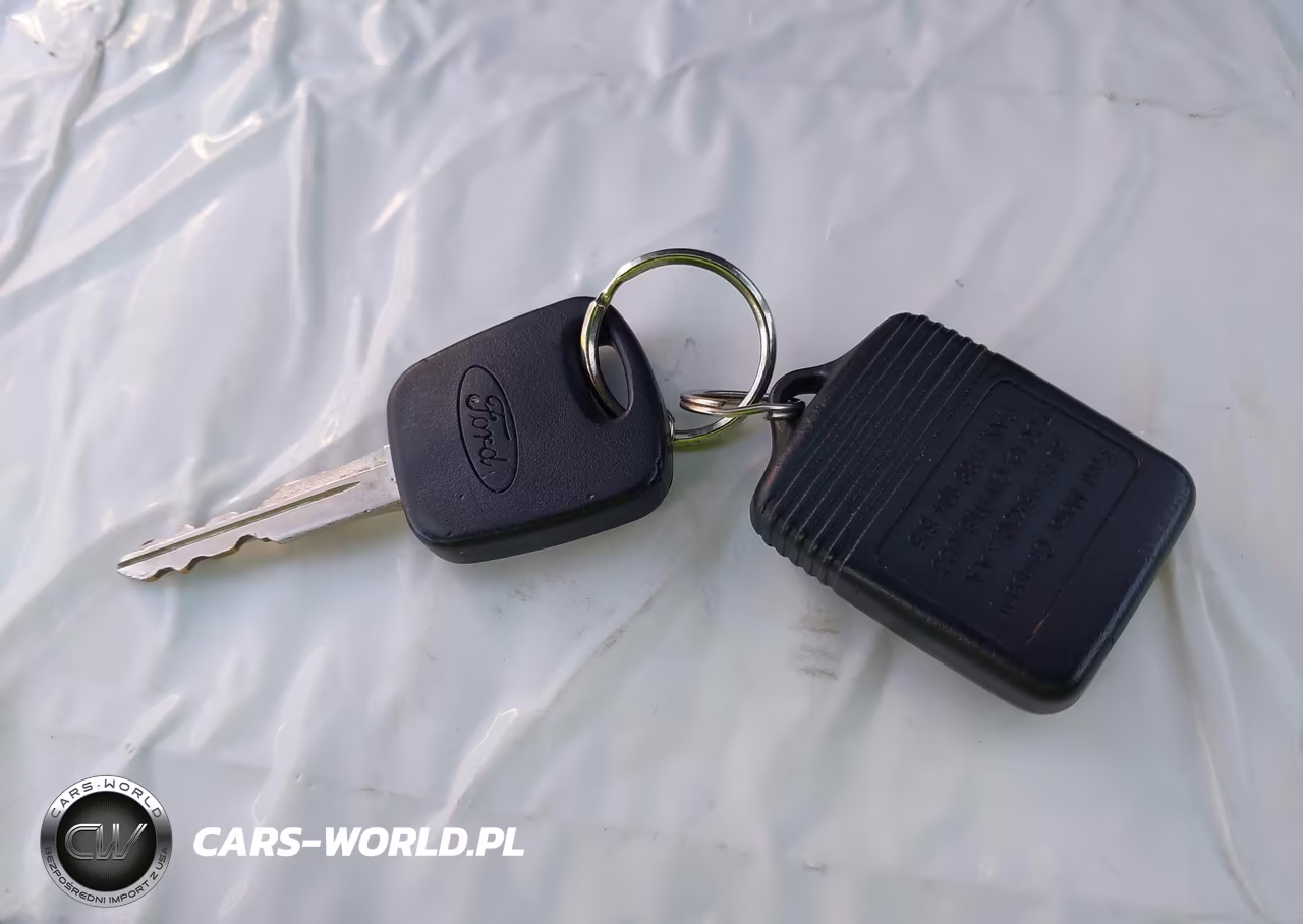 2002 Ford Focus Se VIN:1FAFP34P32W330932 - 11