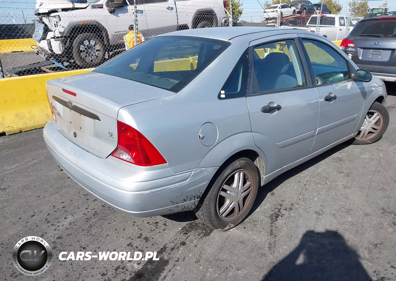 2002 Ford Focus Se VIN:1FAFP34P32W330932 - 4
