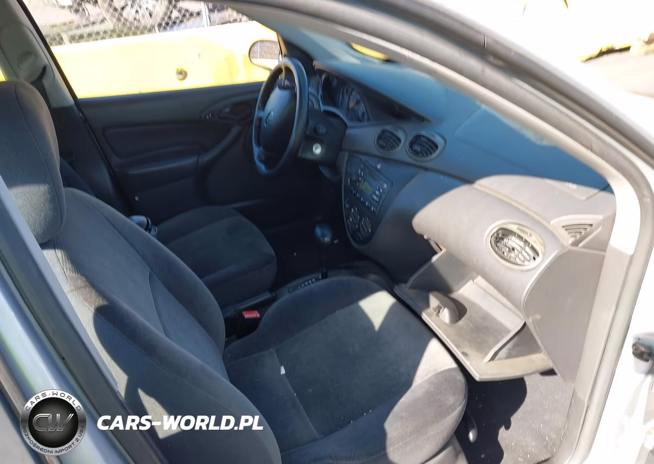 2002 Ford Focus Se VIN:1FAFP34P32W330932 - 5