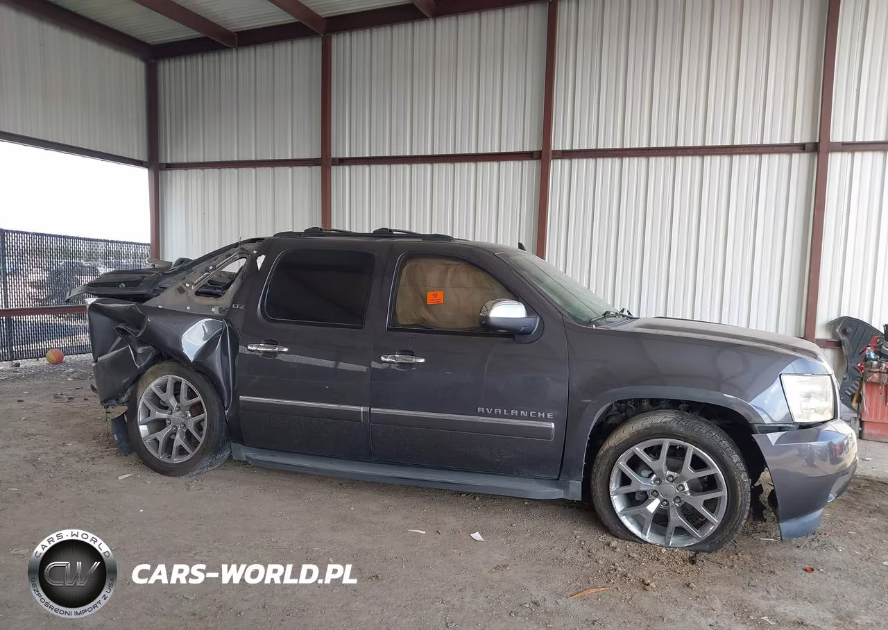2011 Chevrolet Avalanche 1500 Ltz VIN:3GNMCGE03BG101999 - 12