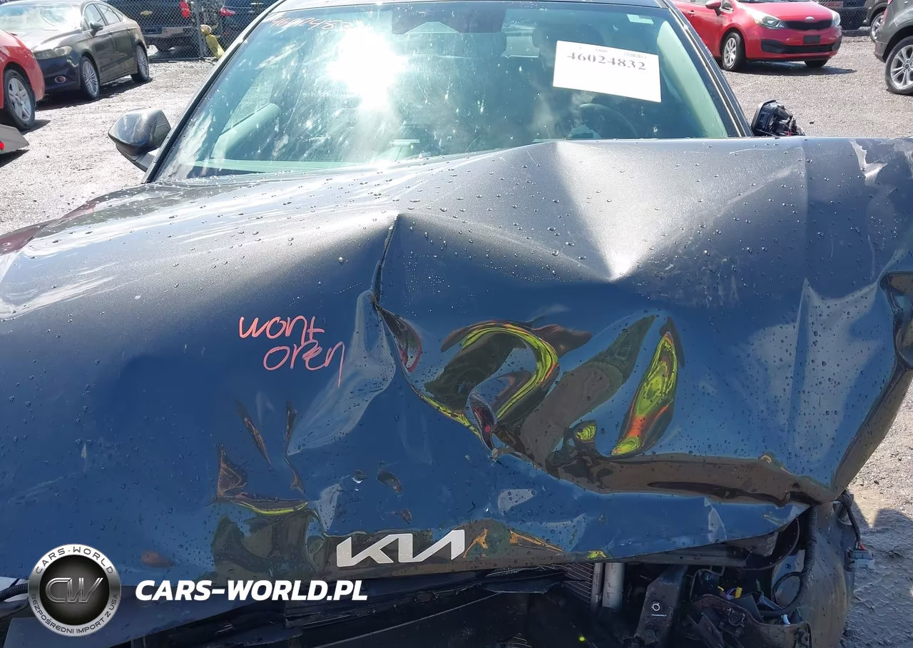 2025 Kia K4 Lxs VIN:3KPFT4DE8SE101053 - 10