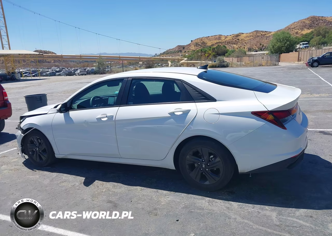 2022 Hyundai Elantra Sel VIN:5NPLM4AG0NH063887 - 14