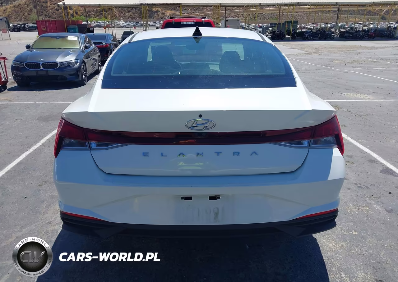 2022 Hyundai Elantra Sel VIN:5NPLM4AG0NH063887 - 16