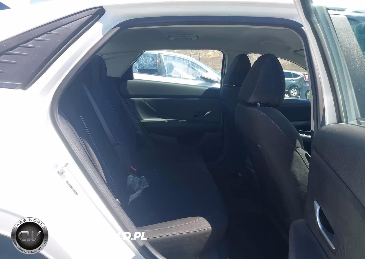 2022 Hyundai Elantra Sel VIN:5NPLM4AG0NH063887 - 8