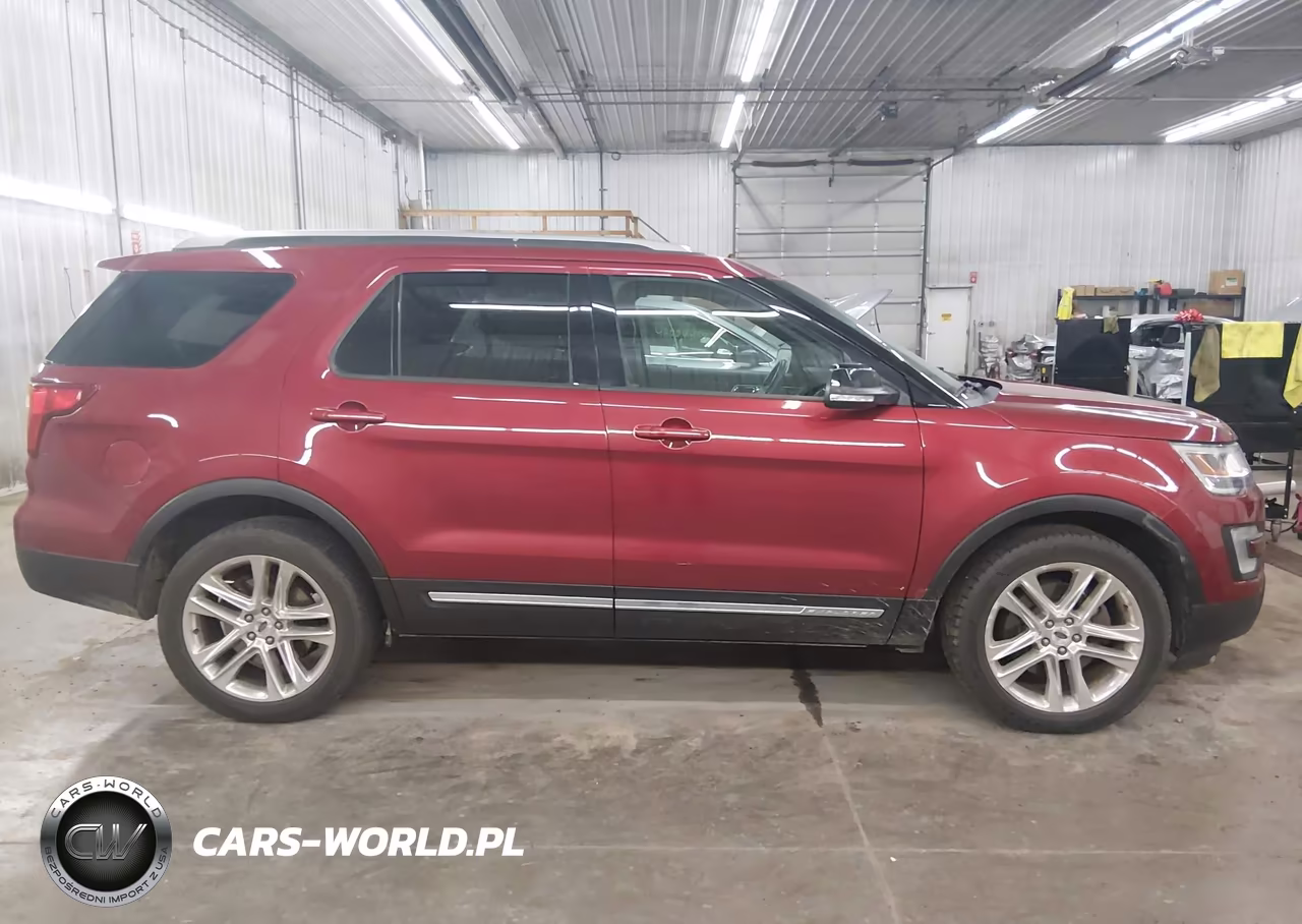 2017 Ford Explorer Xlt VIN:1FM5K8D84HGA55628 - 14