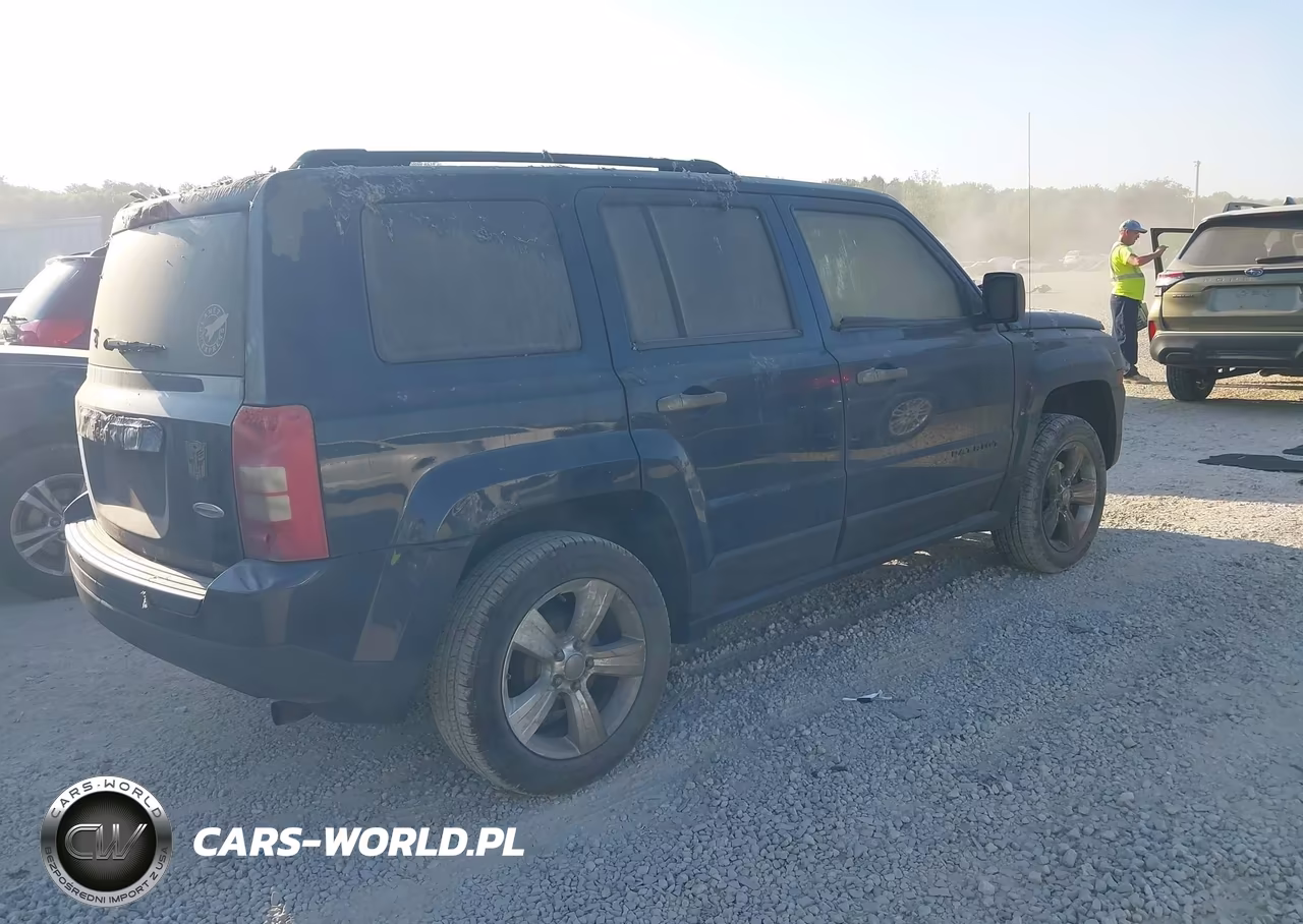 2014 Jeep Patriot Latitude VIN:1C4NJPFB6ED691734 - 4