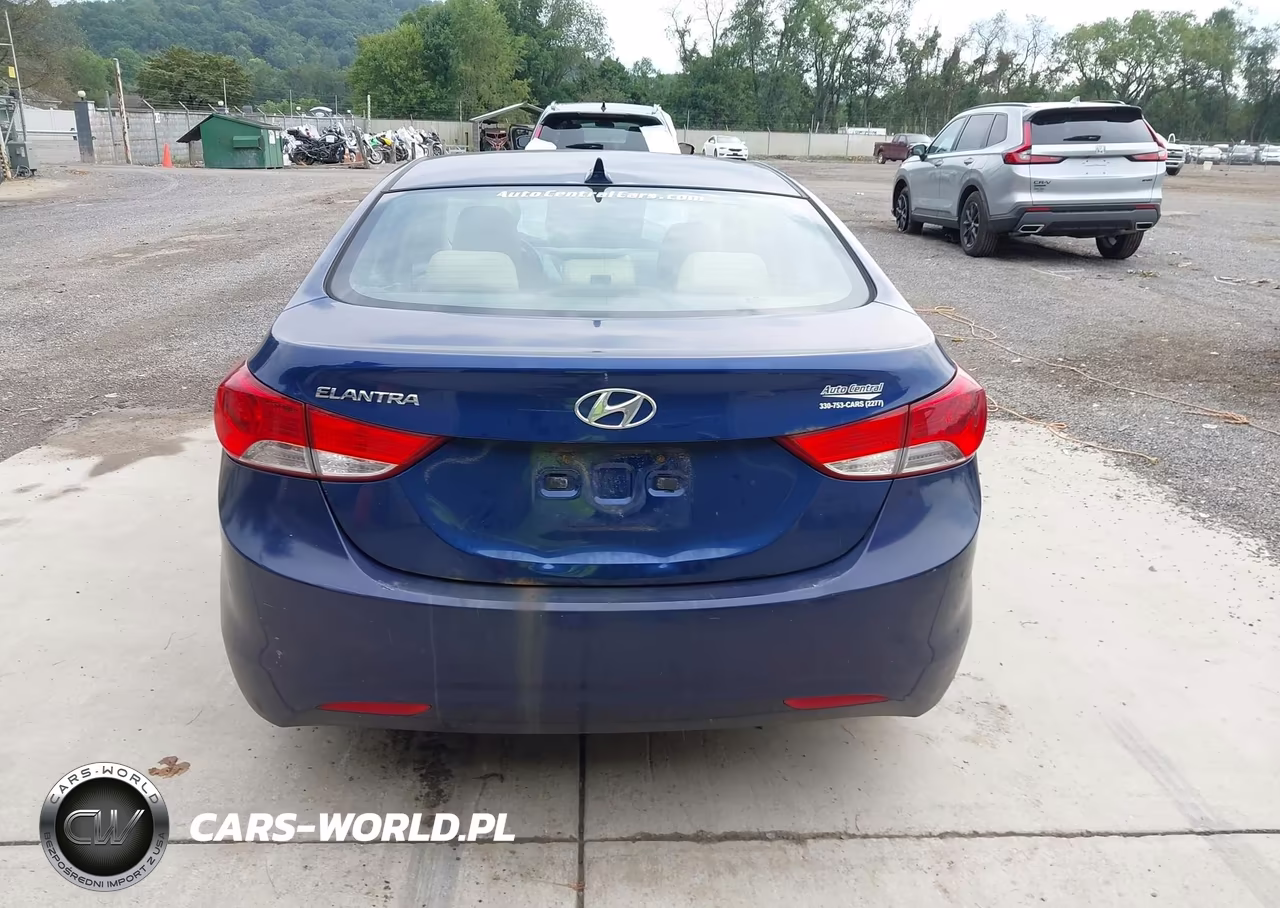 2013 Hyundai Elantra Gls VIN:KMHDH4AE8DU631052 - 16