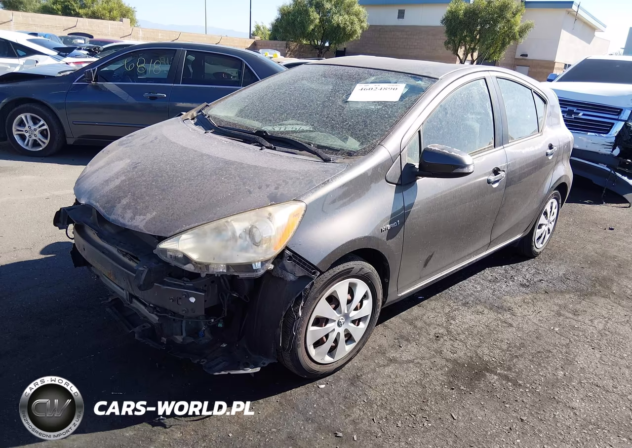 2012 Toyota Prius C Three VIN:JTDKDTB34C1517287 - 2