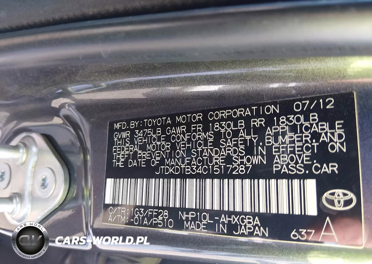 2012 Toyota Prius C Three VIN:JTDKDTB34C1517287 - 9