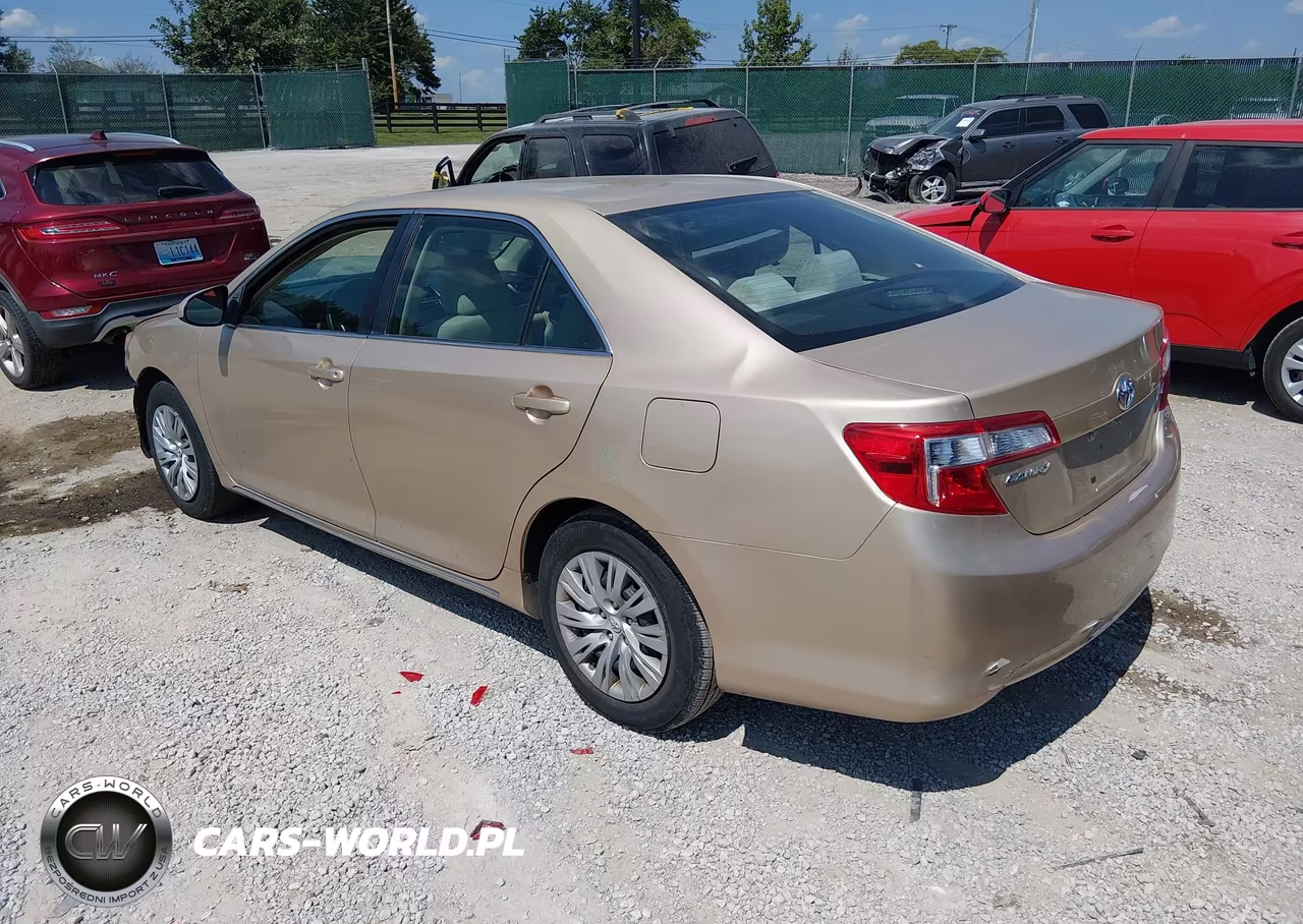 2012 Toyota Camry Le VIN:4T1BF1FK6CU153688 - 3