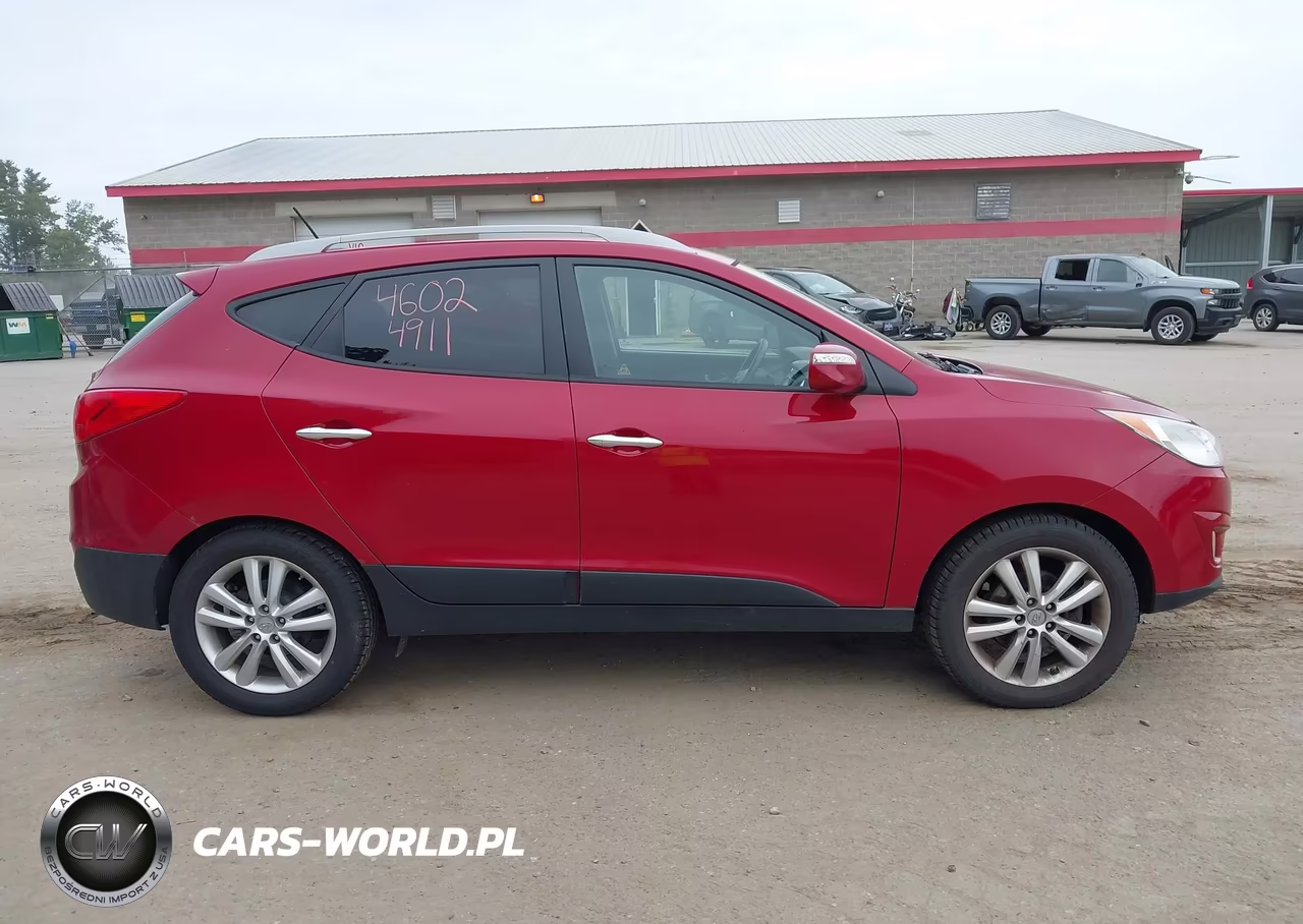 2011 Hyundai Tucson Limited VIN:KM8JUCAC3BU145625 - 14