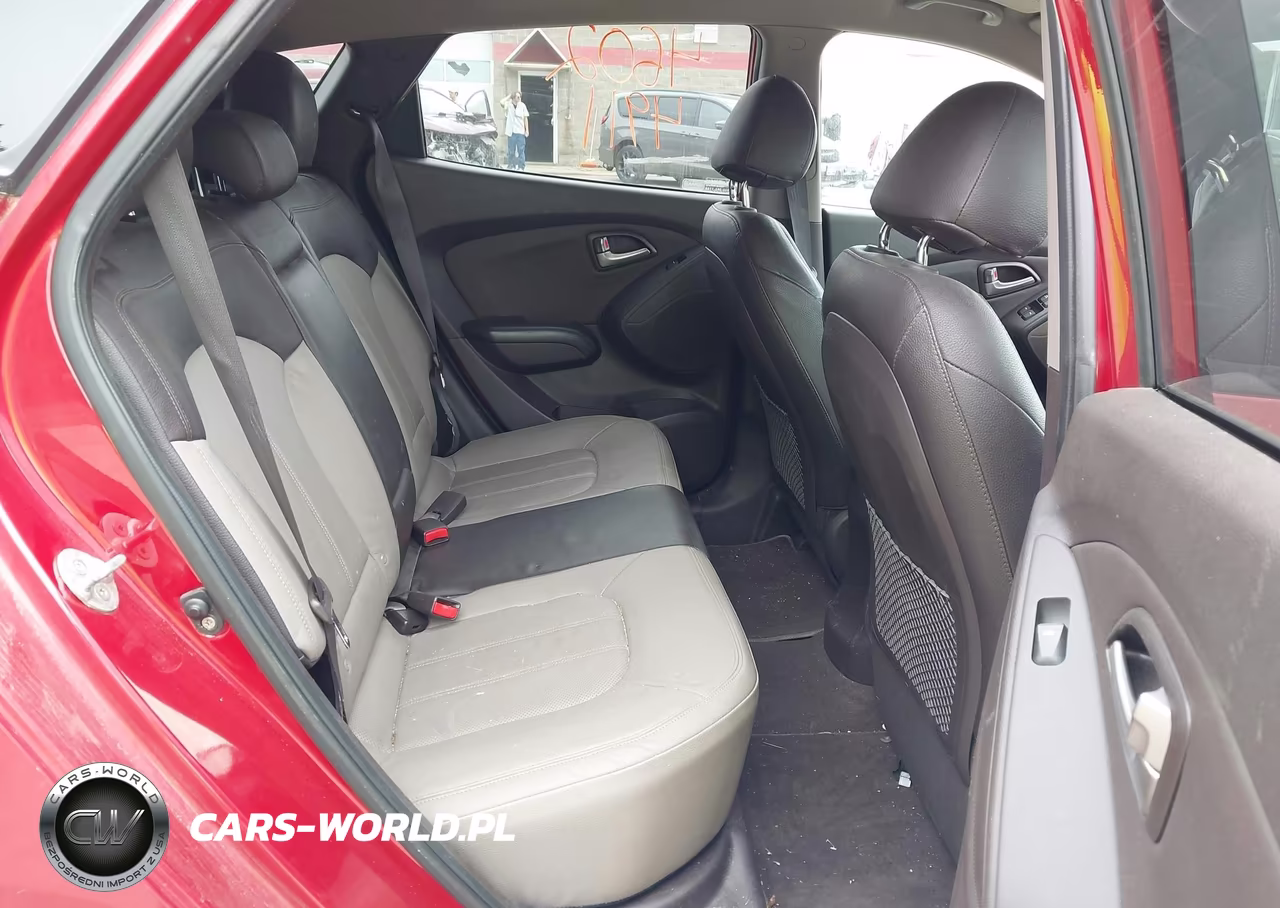 2011 Hyundai Tucson Limited VIN:KM8JUCAC3BU145625 - 8