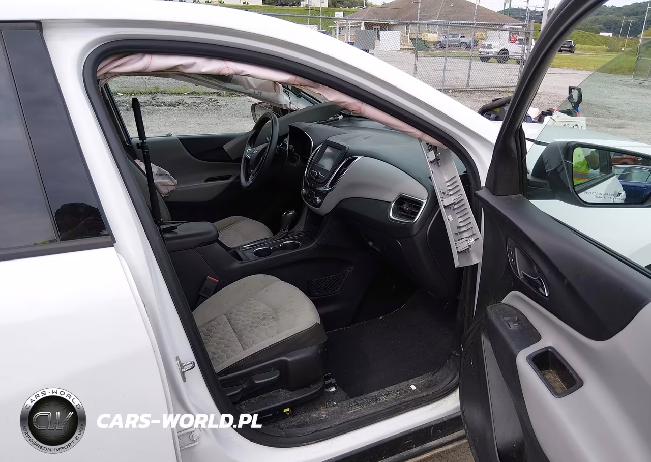 2018 Chevrolet Equinox Ls VIN:2GNAXREV4J6311004 - 5