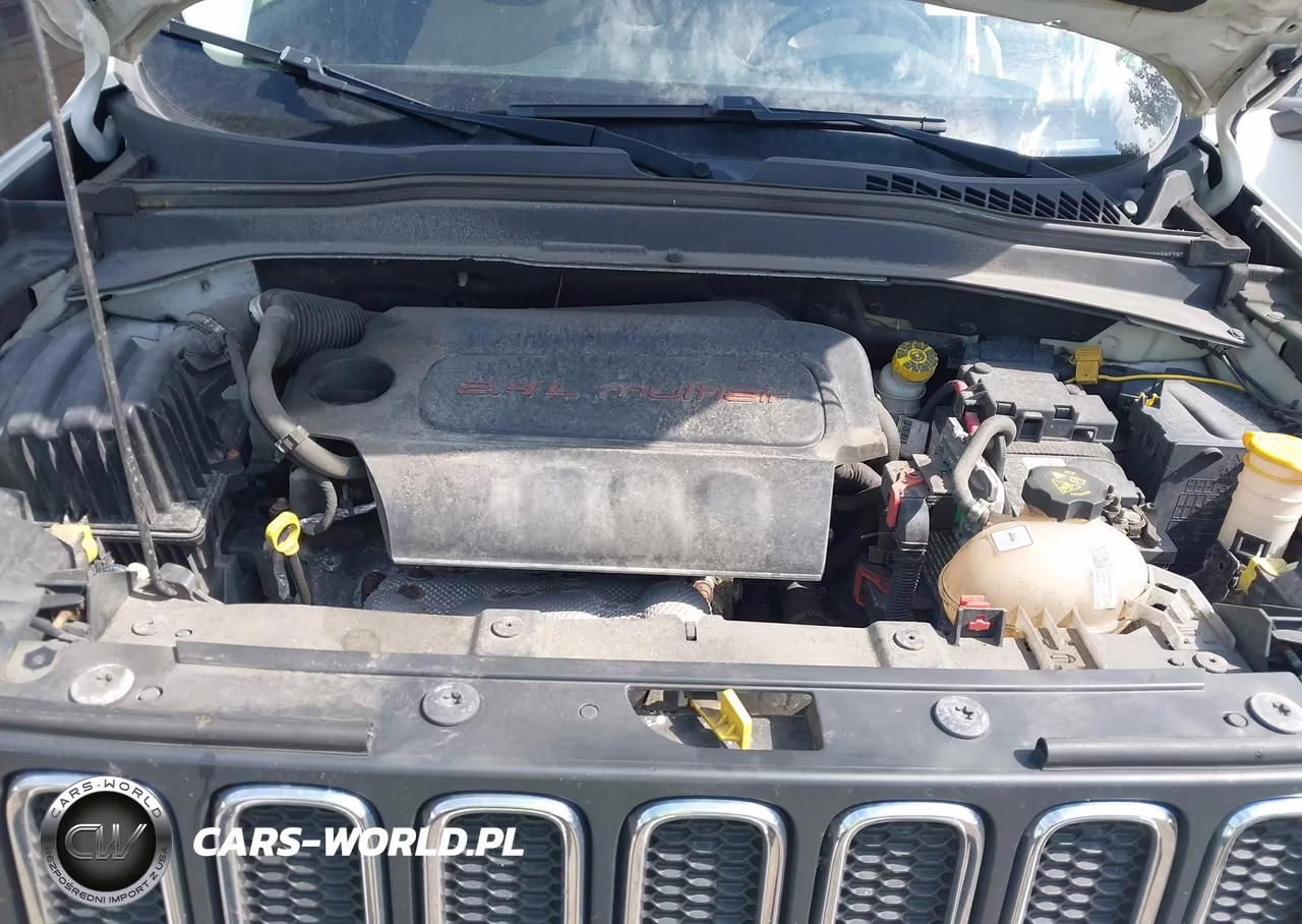 2015 Jeep Renegade Latitude VIN:ZACCJABT4FPB90105 - 10