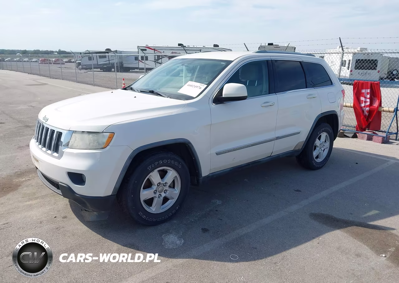 2011 Jeep Grand Cherokee Laredo VIN:1J4RR4GG4BC589525 - 2