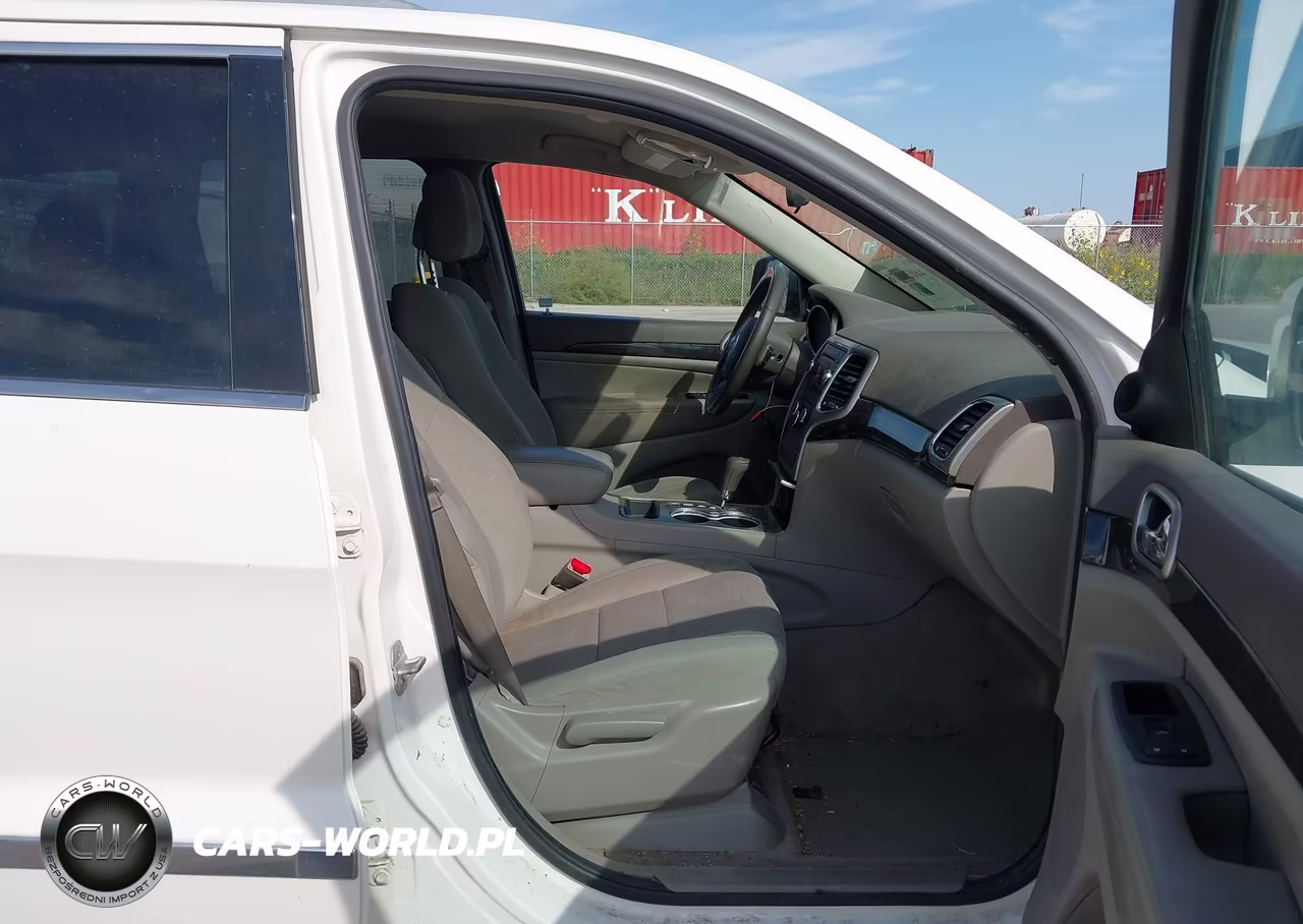 2011 Jeep Grand Cherokee Laredo VIN:1J4RR4GG4BC589525 - 5