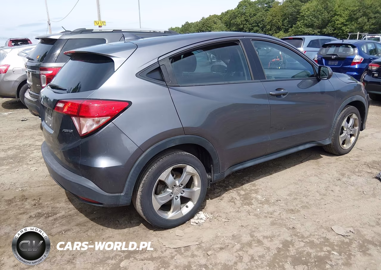 2018 Honda Hr-V Lx VIN:3CZRU6H37JM722801 - 4