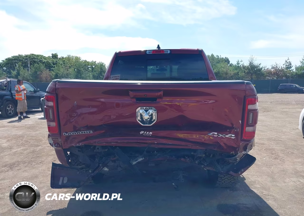 2020 Ram 1500 Laramie 4X4 5'7 Box VIN:1C6SRFJT9LN214980 - 6