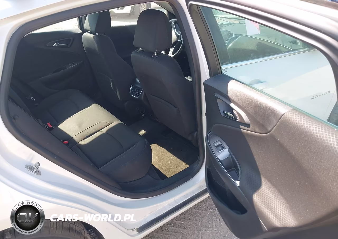 2016 Chevrolet Malibu 2Lt VIN:1G1ZF5SX7GF202296 - 8