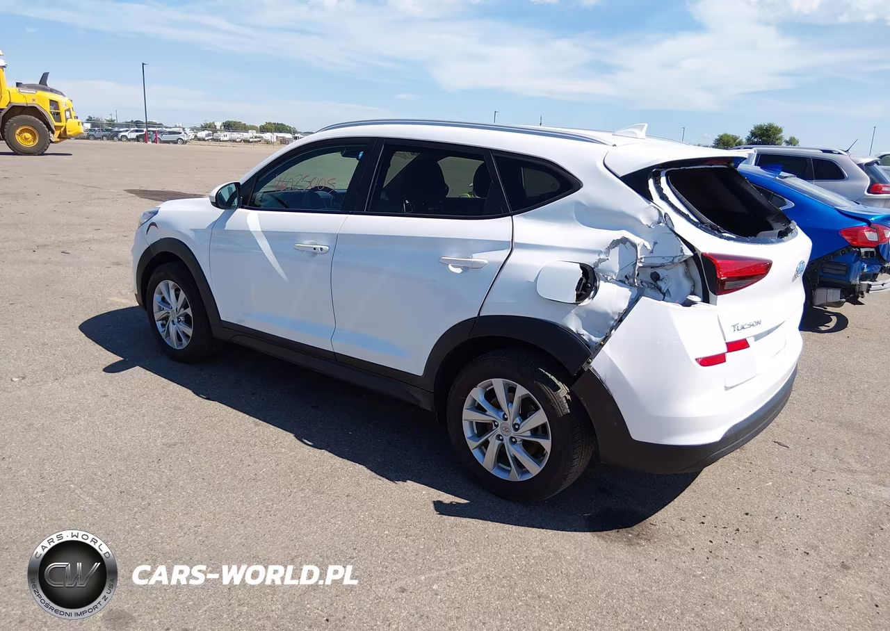 2019 Hyundai Tucson Value VIN:KM8J33A42KU913817 - 3