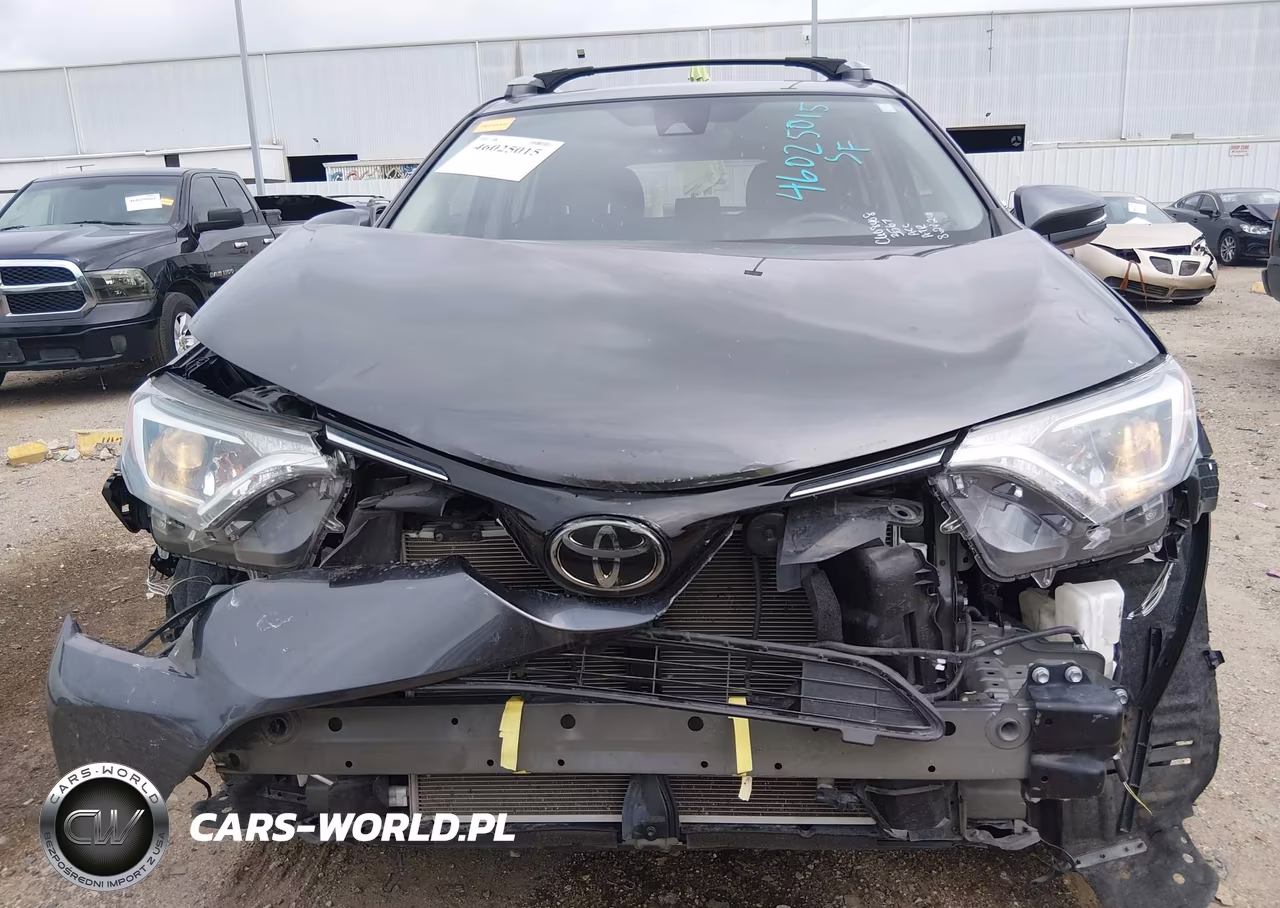 2018 Toyota Rav4 Xle VIN:JTMWFREV9JJ723567 - 12