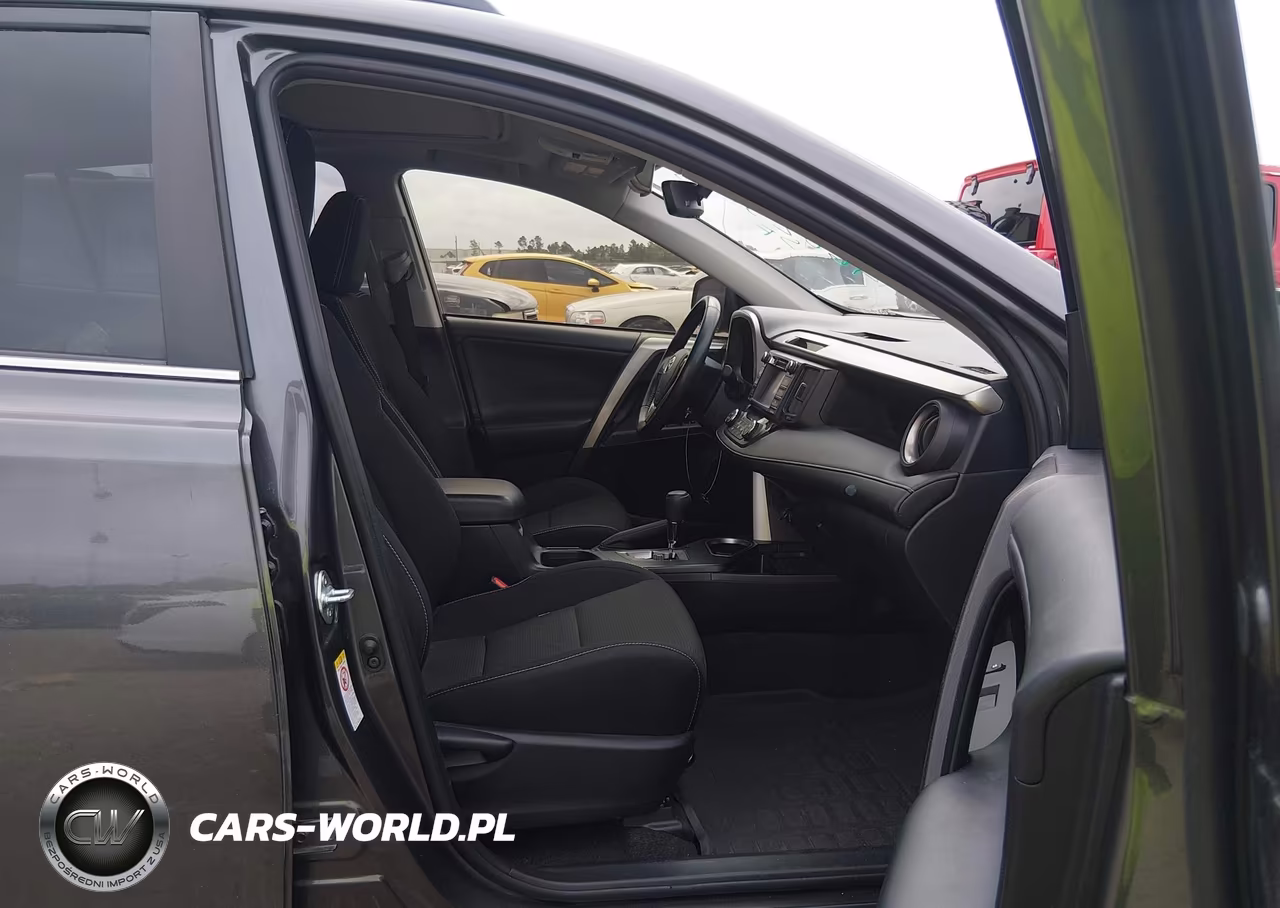 2018 Toyota Rav4 Xle VIN:JTMWFREV9JJ723567 - 5