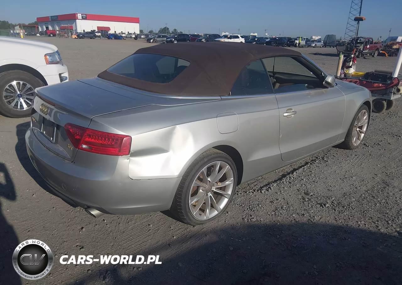 2013 Audi A5 2.0T Premium VIN:WAUAFAFH0DN015027 - 4