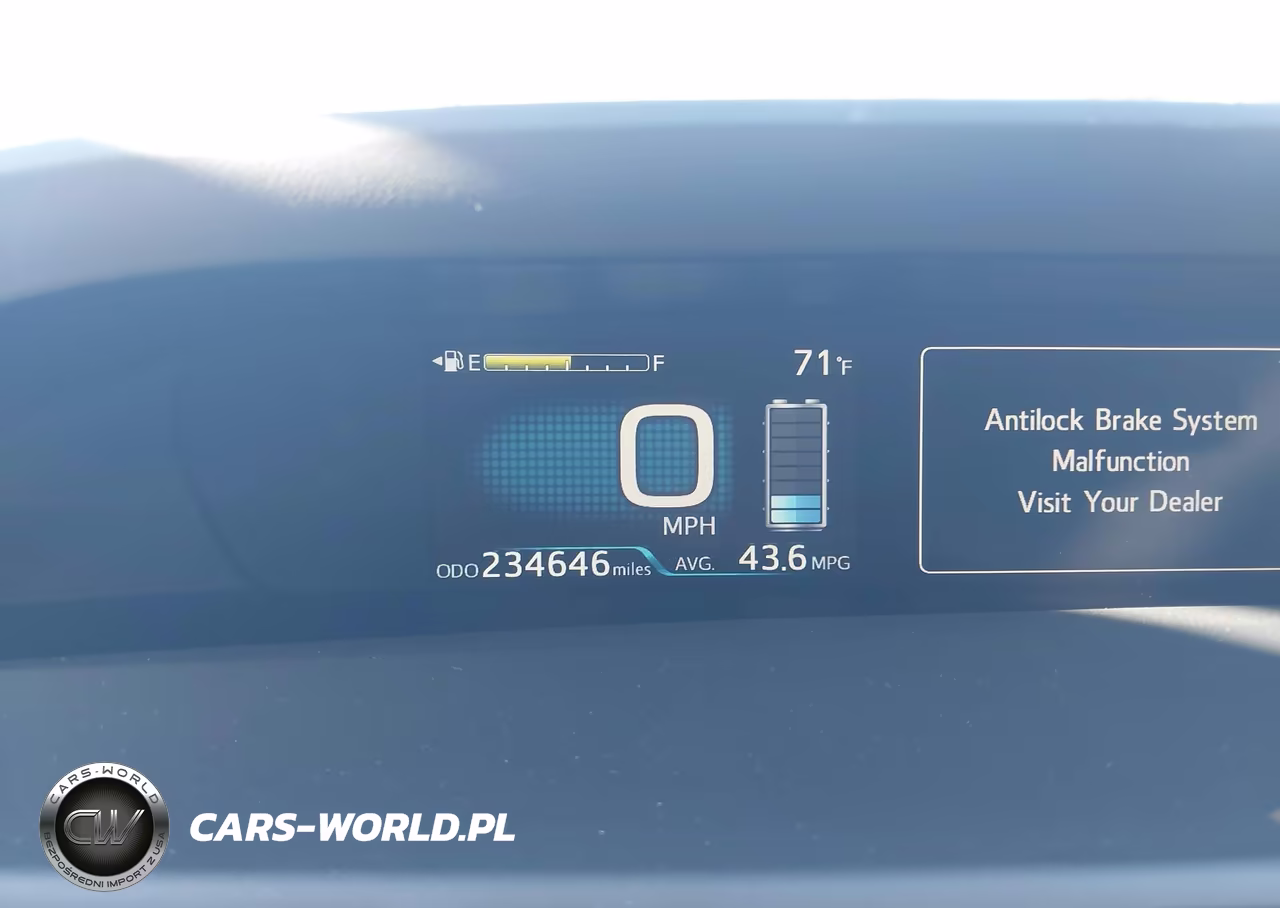 2017 Toyota Prius Two VIN:JTDKBRFU3H3548926 - 15