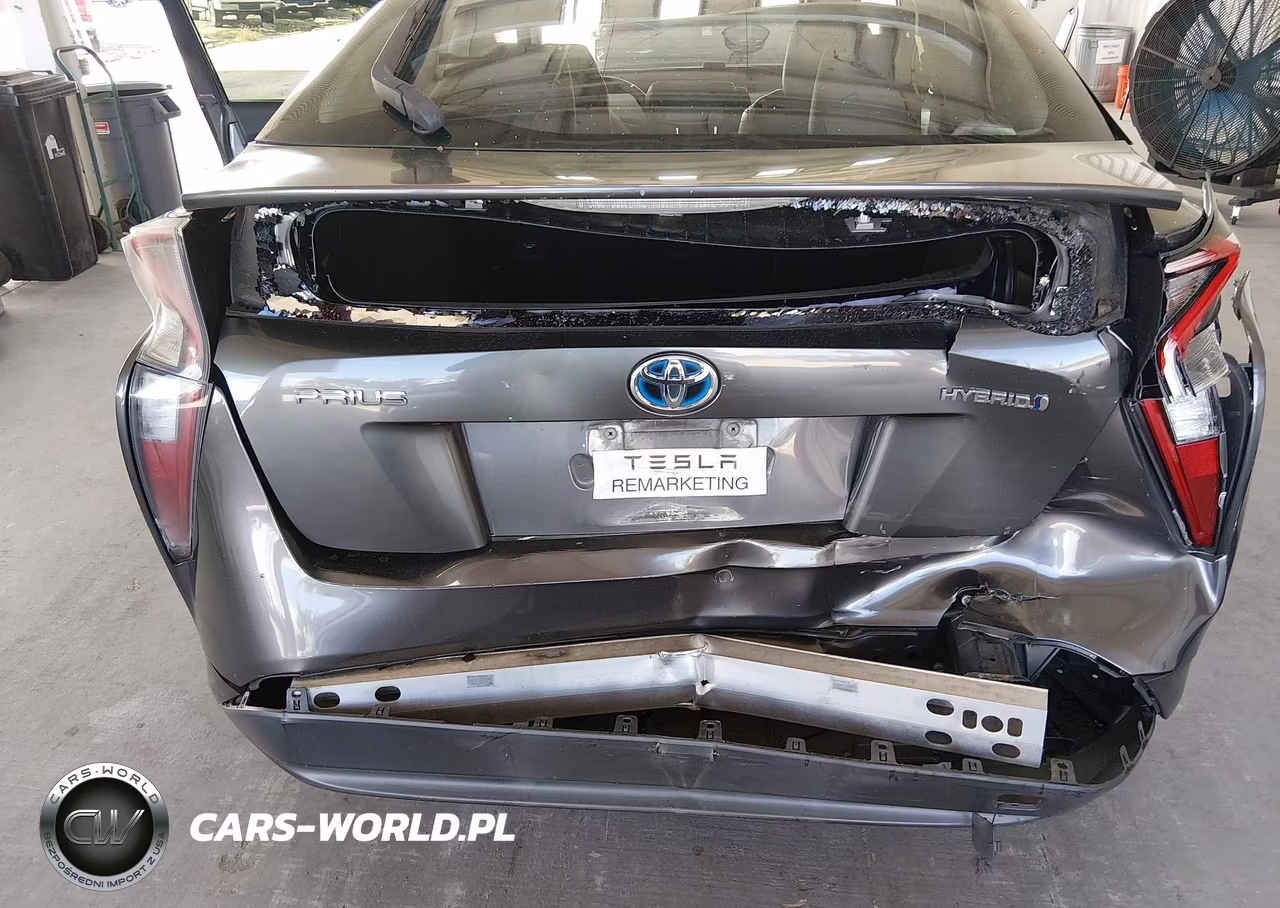 2017 Toyota Prius Two VIN:JTDKBRFU3H3548926 - 6