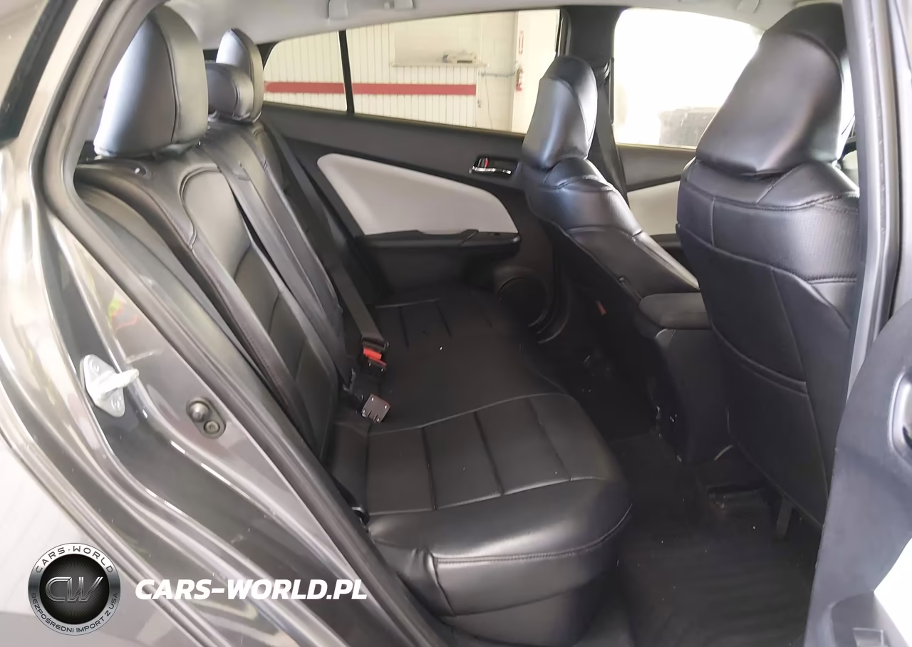2017 Toyota Prius Two VIN:JTDKBRFU3H3548926 - 8