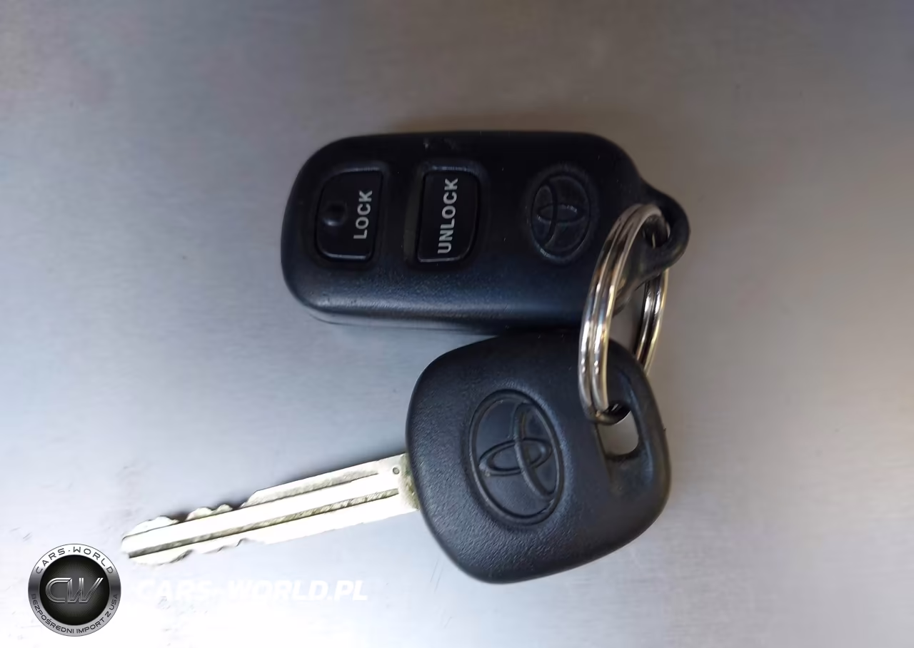 2006 Toyota Corolla Le VIN:1NXBR30E36Z590123 - 11