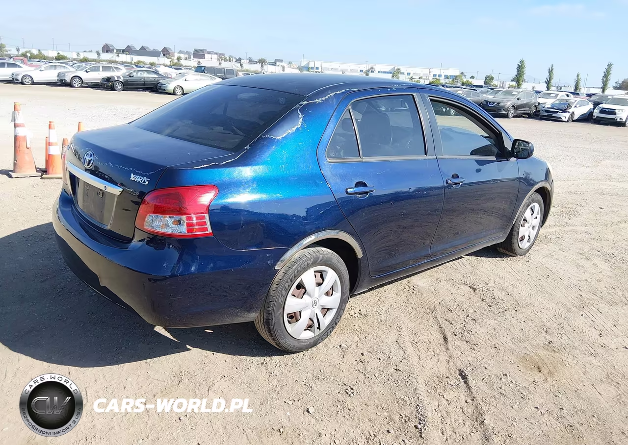 2008 Toyota Yaris VIN:JTDBT923X81223440 - 4