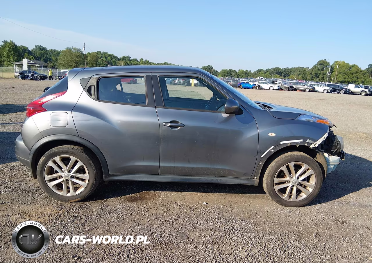 2014 Nissan Juke S VIN:JN8AF5MV1ET355713 - 14