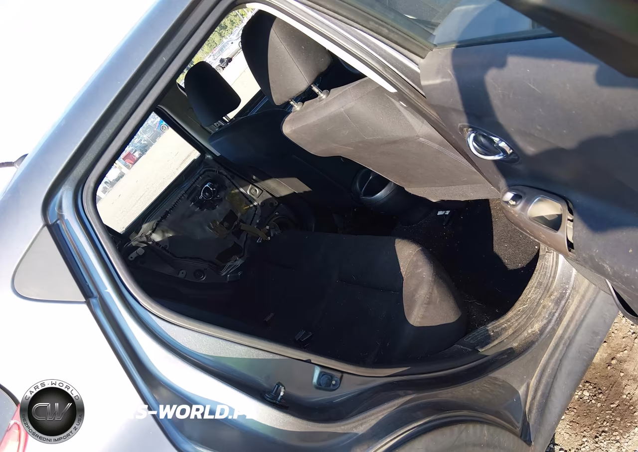 2014 Nissan Juke S VIN:JN8AF5MV1ET355713 - 8