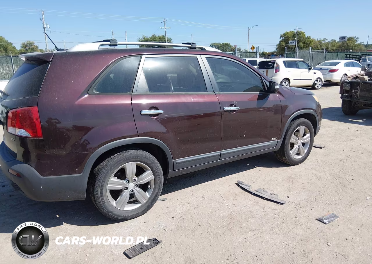 2012 Kia Sorento Ex VIN:5XYKUCA61CG223227 - 4