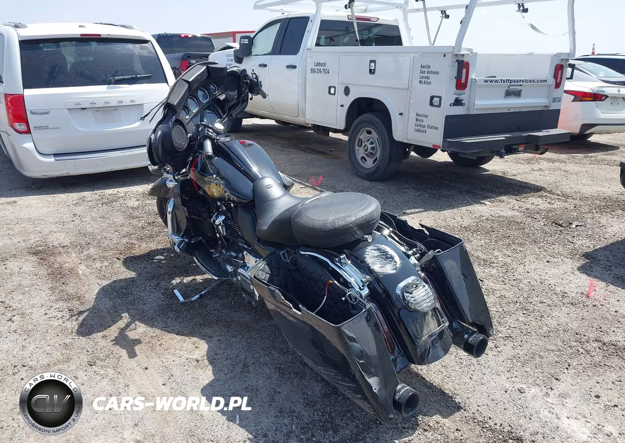 2019 Harley-Davidson Flht VIN:1HD1FVC20KB679867 - 3