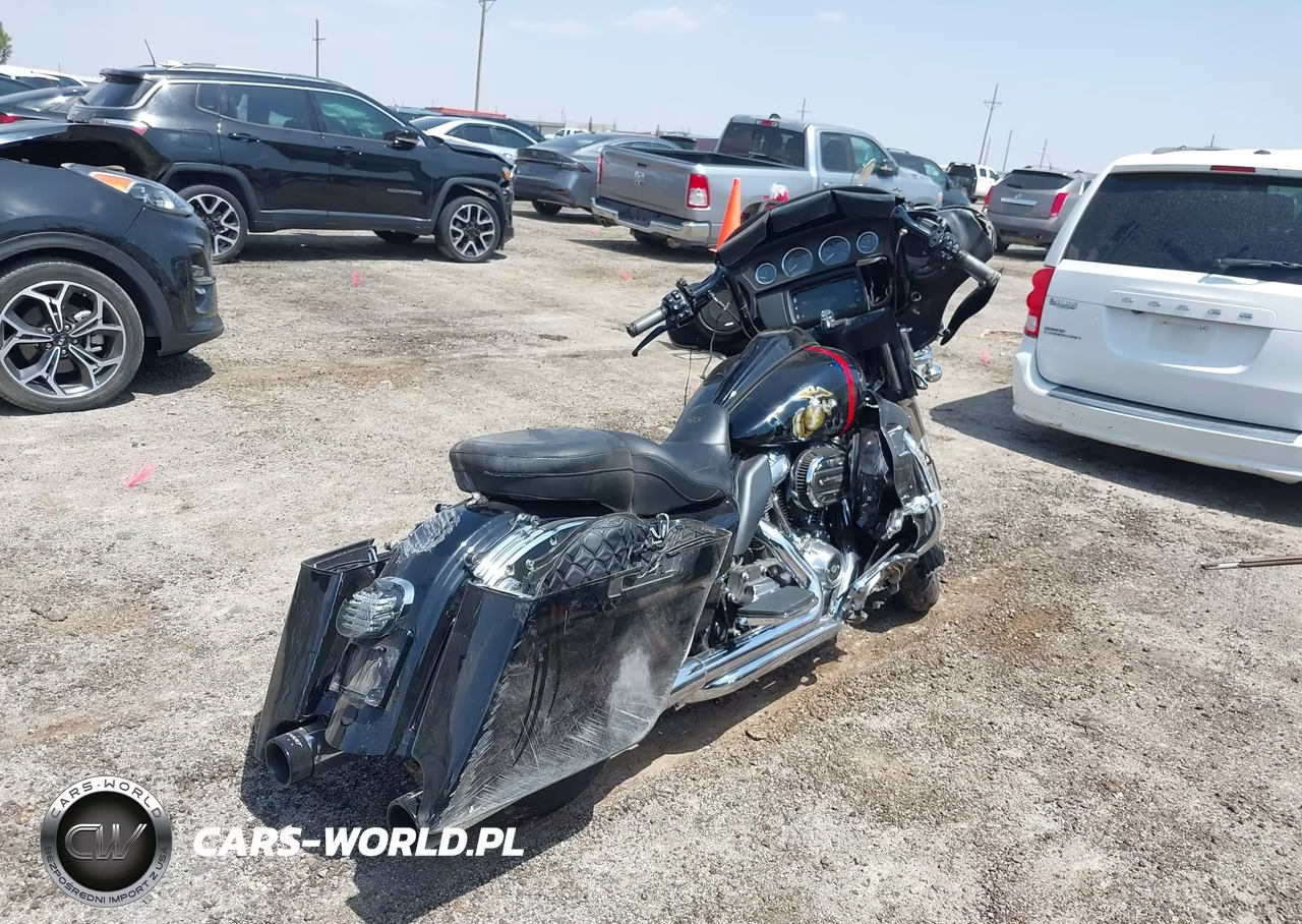 2019 Harley-Davidson Flht VIN:1HD1FVC20KB679867 - 4