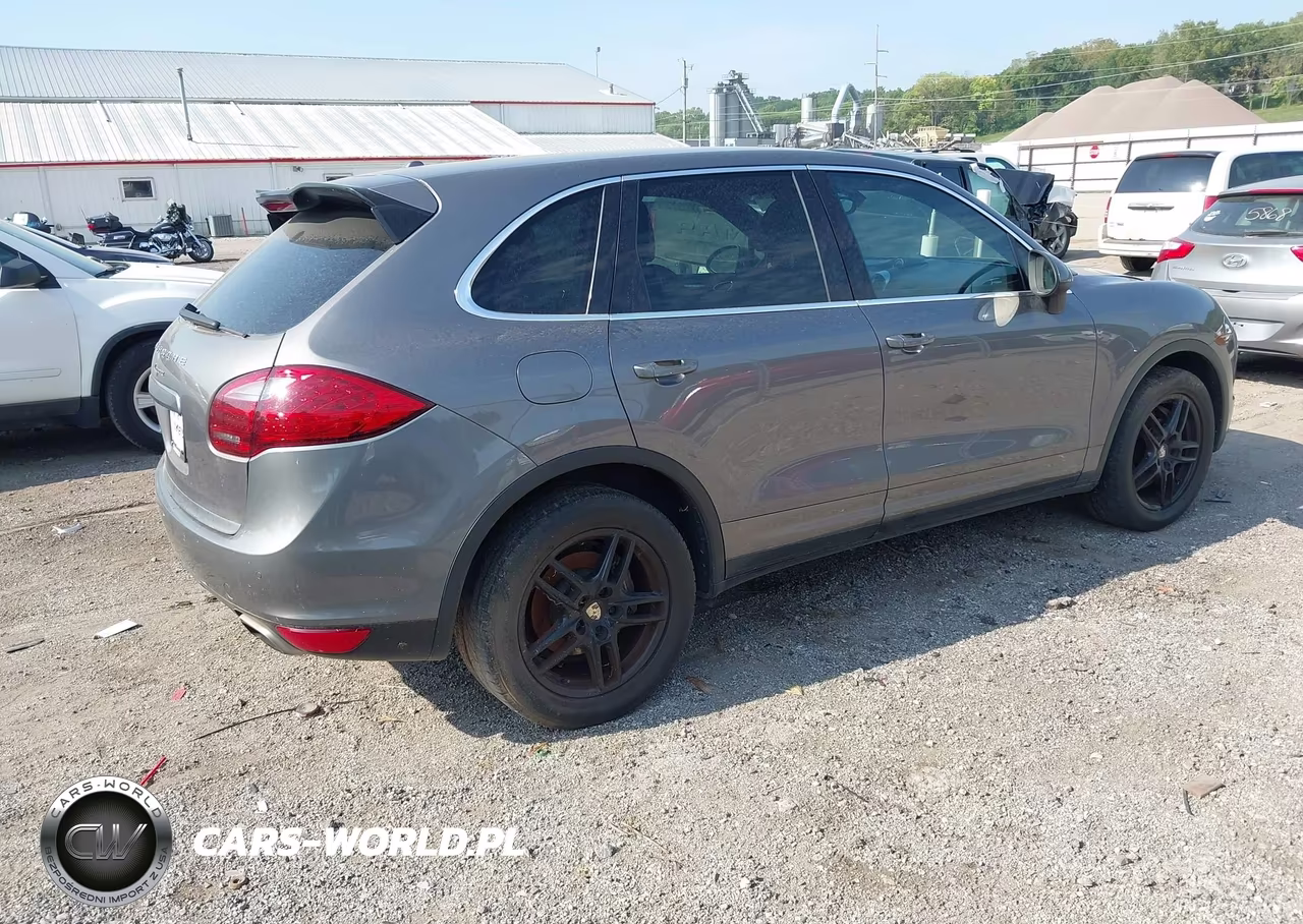 2012 Porsche Cayenne VIN:WP1AA2A22CLA12519 - 4