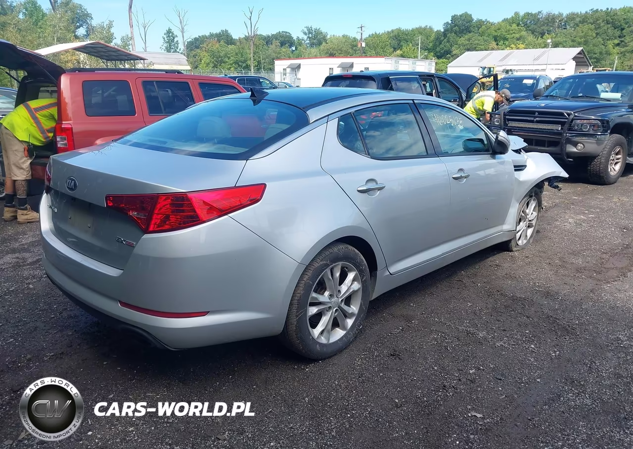 2013 Kia Optima Ex VIN:5XXGN4A73DG141751 - 4