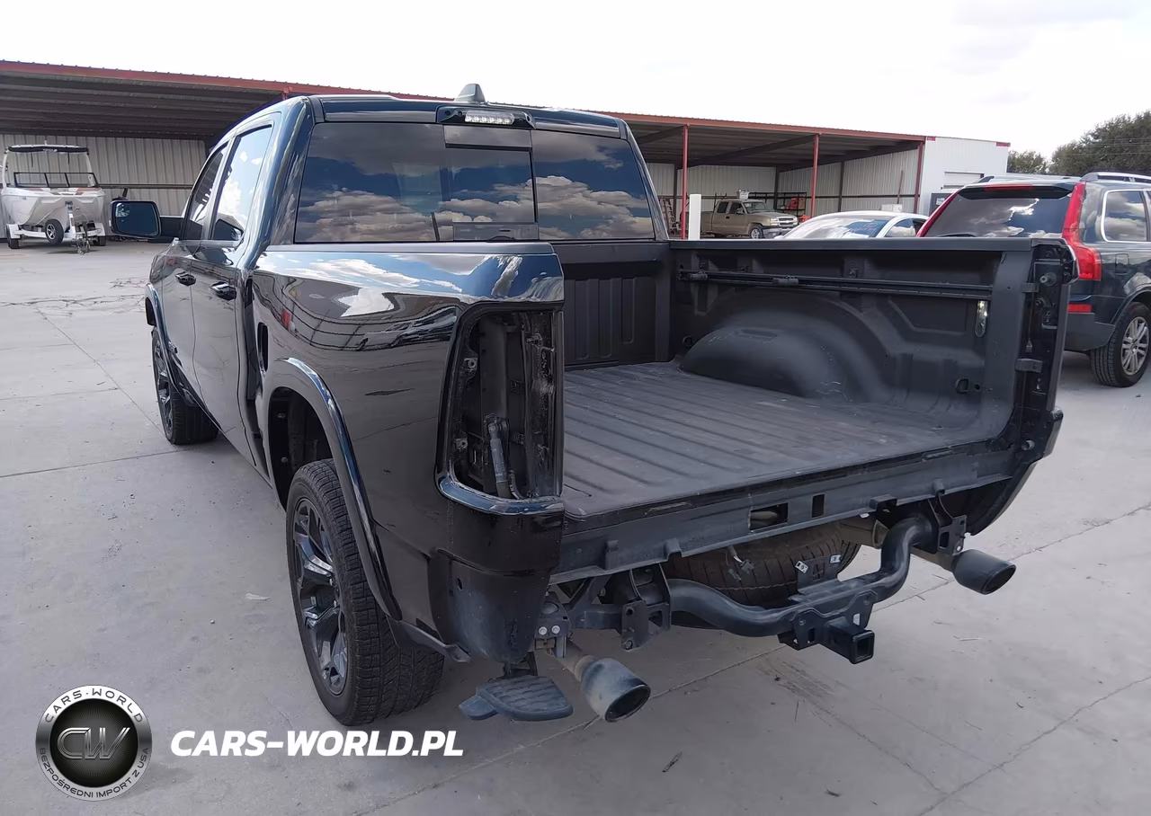 2024 Ram 1500 Limited 4X4 5'7 Box VIN:1C6SRFHT1RN172612 - 3