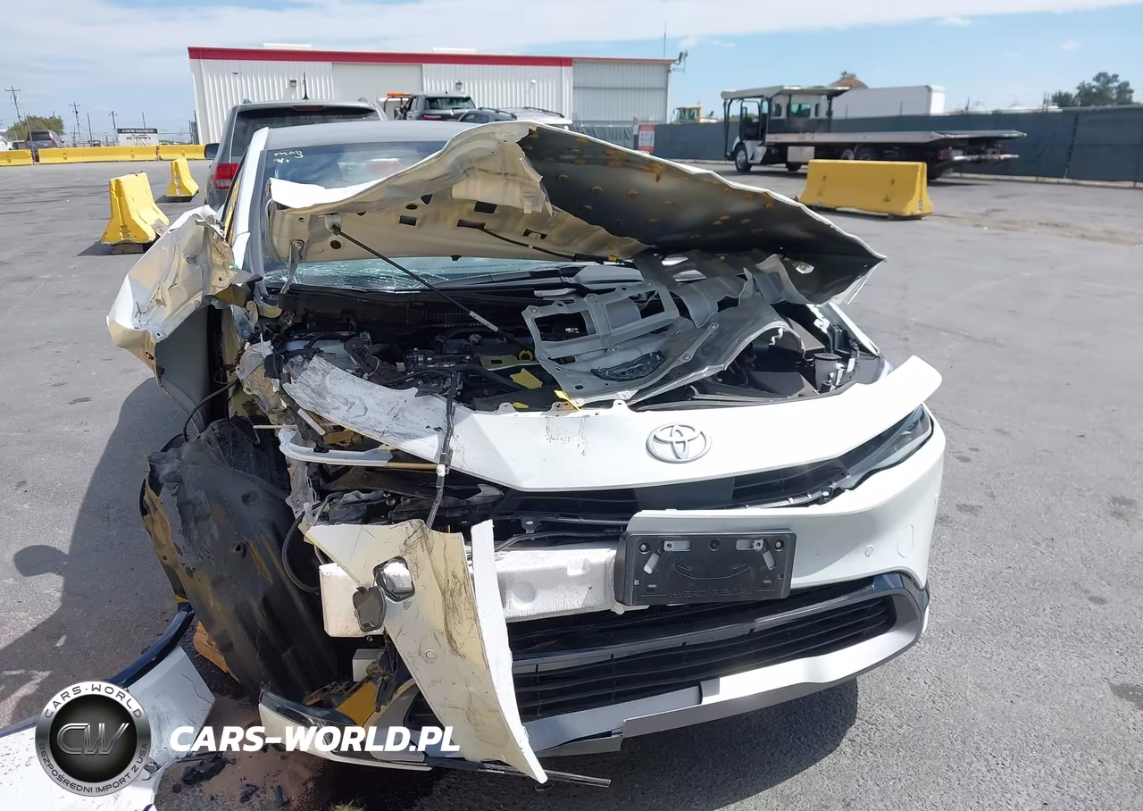 2025 Toyota Prius Limited VIN:JTDACAAU6S3064161 - 12
