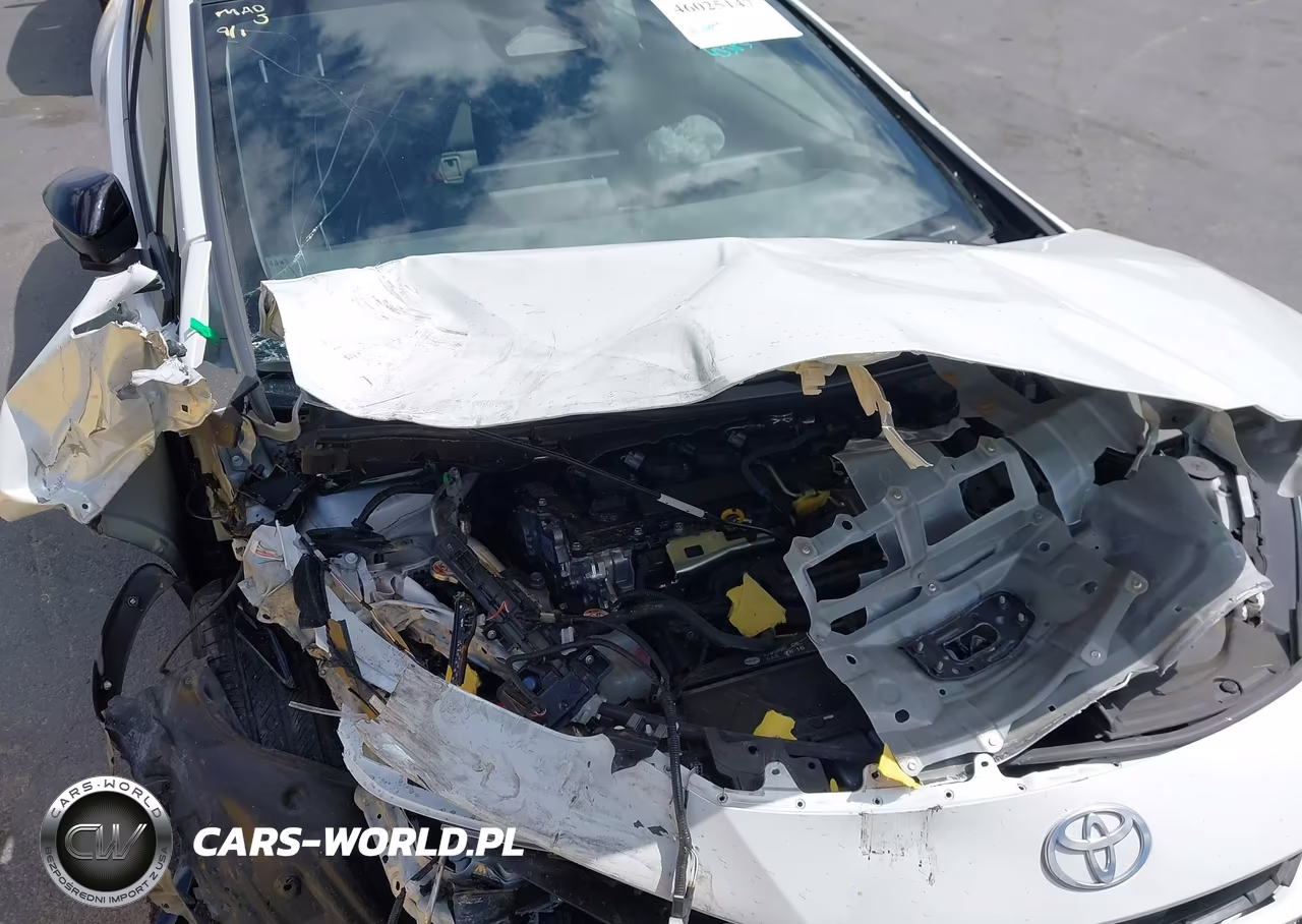 2025 Toyota Prius Limited VIN:JTDACAAU6S3064161 - 13