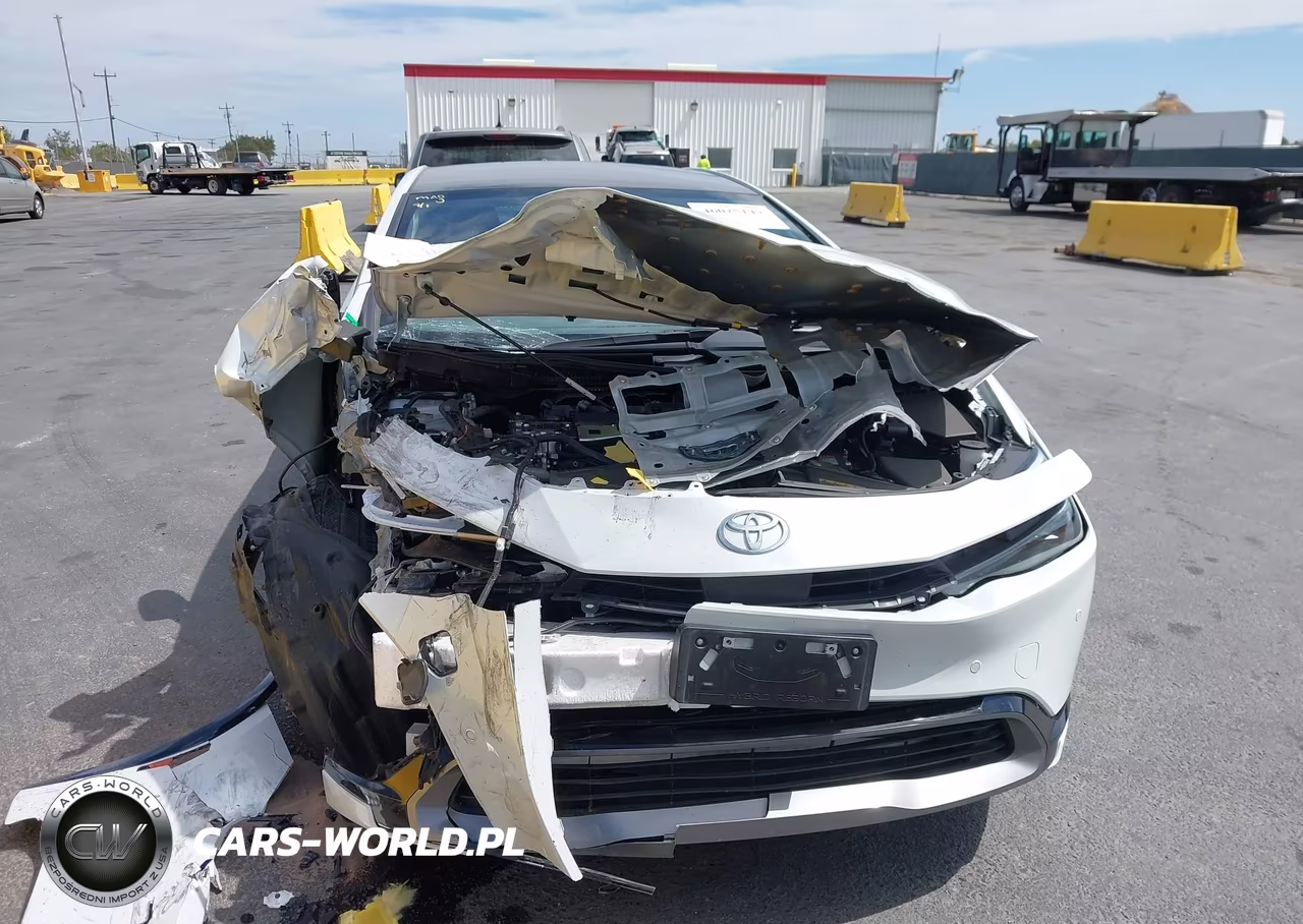 2025 Toyota Prius Limited VIN:JTDACAAU6S3064161 - 14